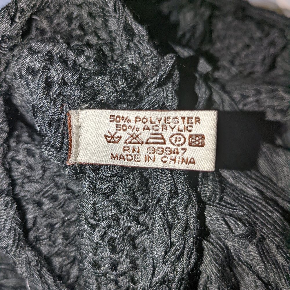 Black Fringe Infinity Scarf Loose Flowy Boho NWOT - Picture 8 of 8